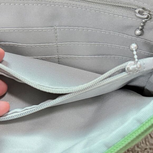 Baggallini Green Crossbody Purse - Picture 6 of 8